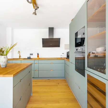 וילה Olive Tree *